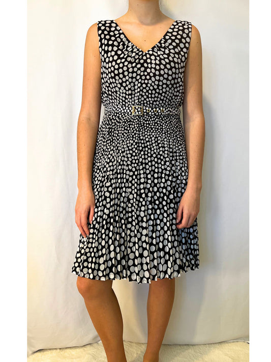 Classic Polka Dot Pleated Dress
